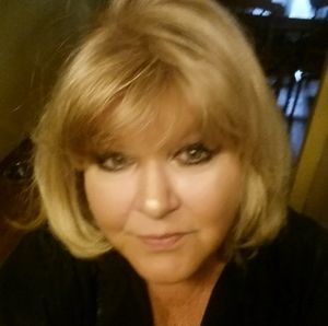 Meet your Posher, Lori
